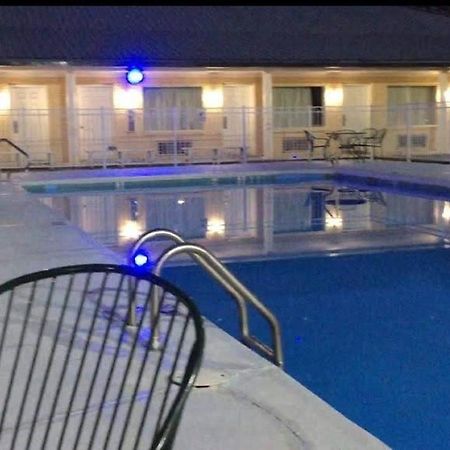 Stay Express Inn & Suites Demopolis Eksteriør bilde